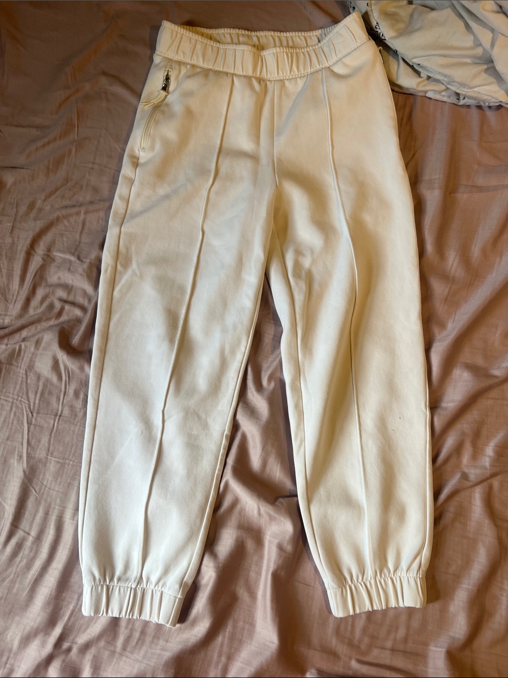 Old Navy Cream High-Rise Jogger